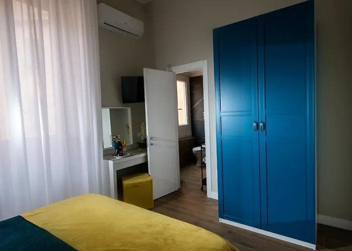 Vivi A 3* Nápoly