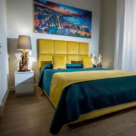 Vivi A Panzió Nápoly