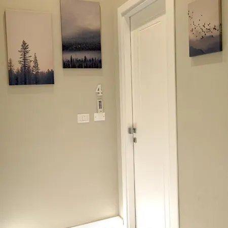 Vivi A 3* نابولي